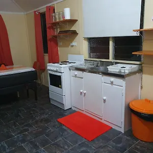 Golden Mt Rest On Bed & Breakfast Mount Morgan